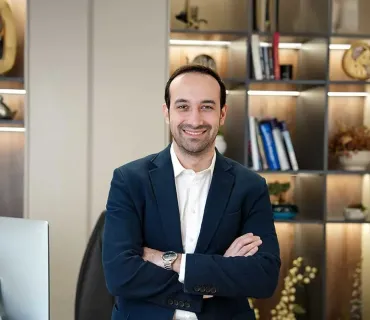 Interview with a Turkish Plastic Surgeon: Tummy Tuck Insights